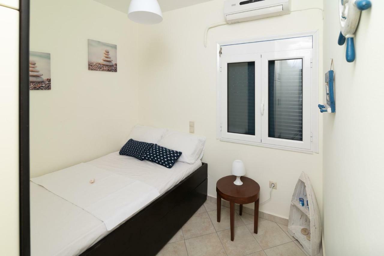 Seaview Flat Steps To The Beach Karavostasi  Exterior foto